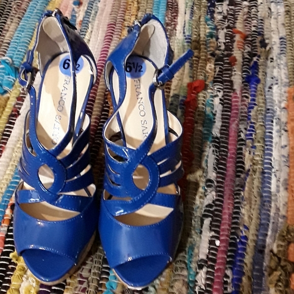 Electric Blue Franco Sarto Cork Heel size … - Picture 1 of 4